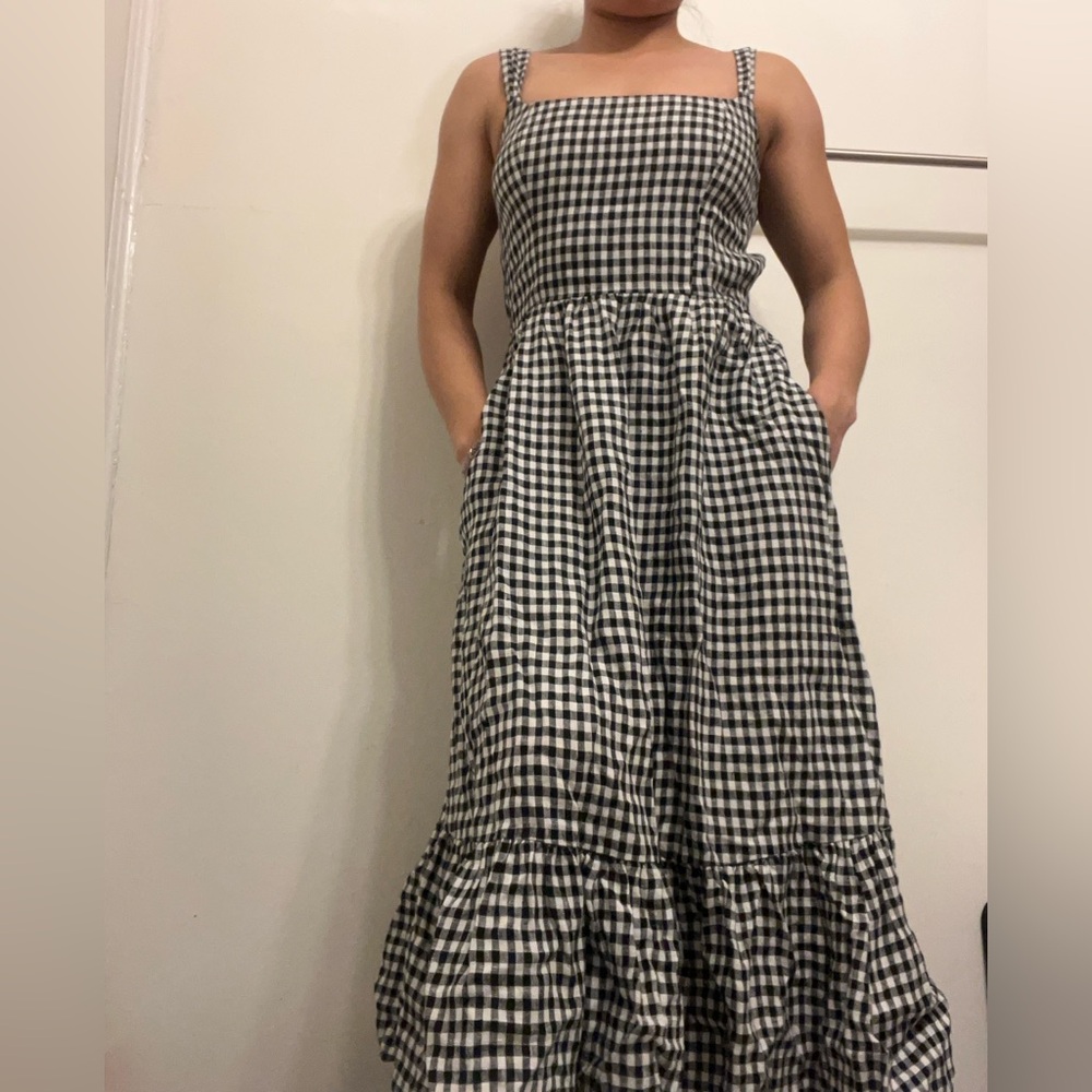 J26 Reformation Bucatini Linen Dress - Picture 6 of 10